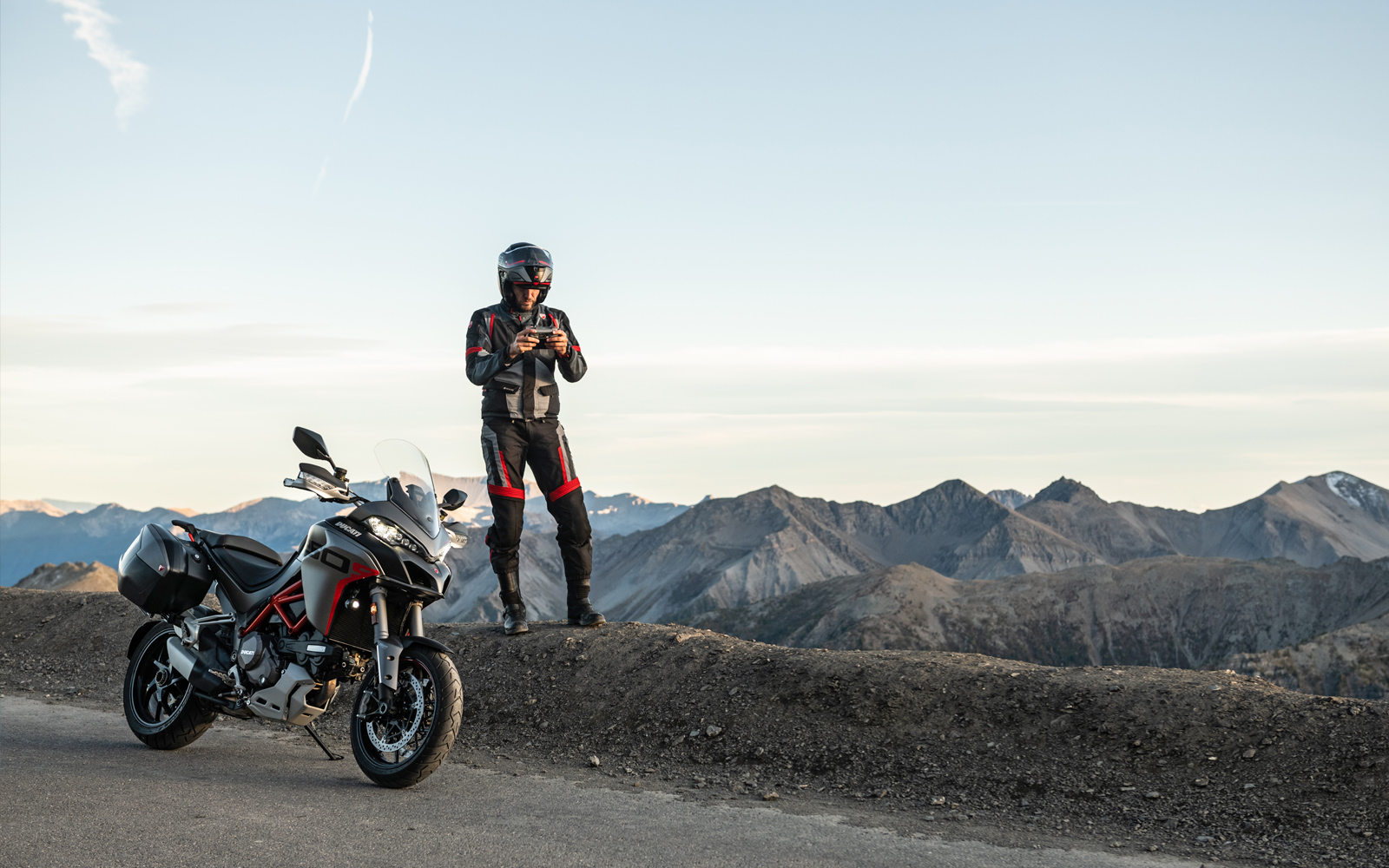 Multistrada 1260 s on sale grand tour