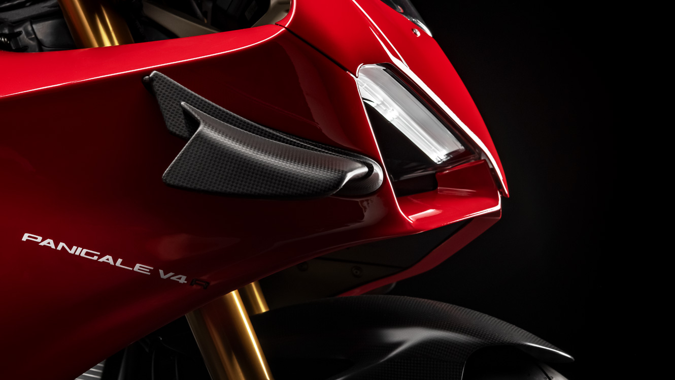 Ducati Panigale V4 R у официального дилера