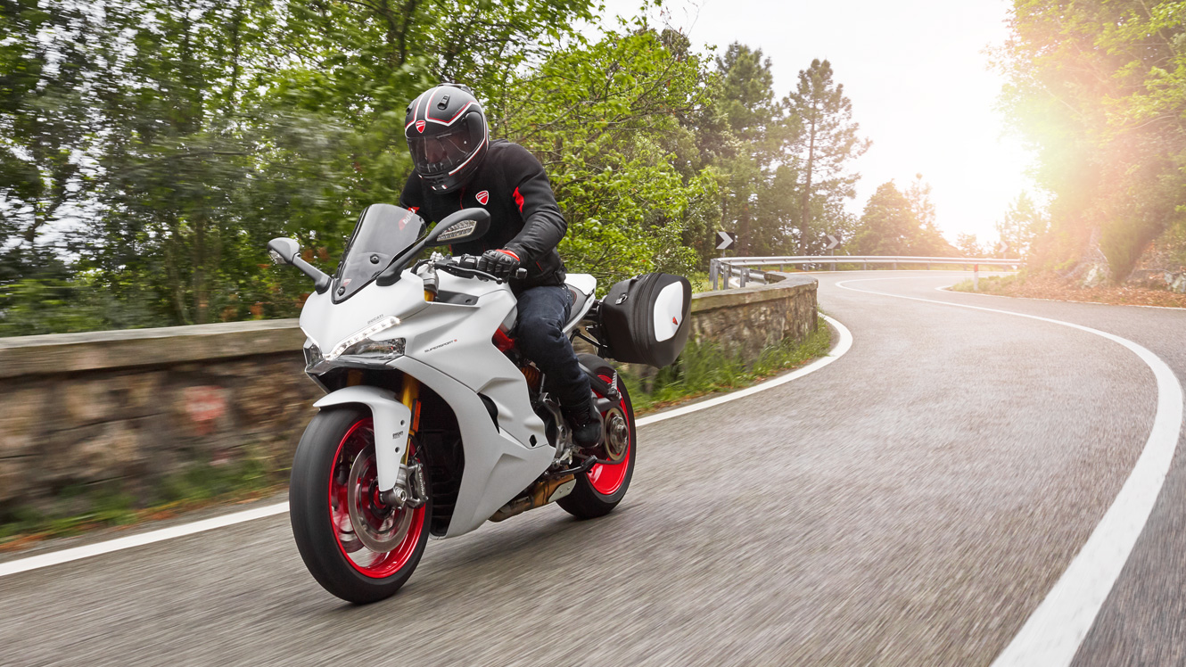 Купить Ducati SuperSport — официальный дилер мотоциклов Рублевский